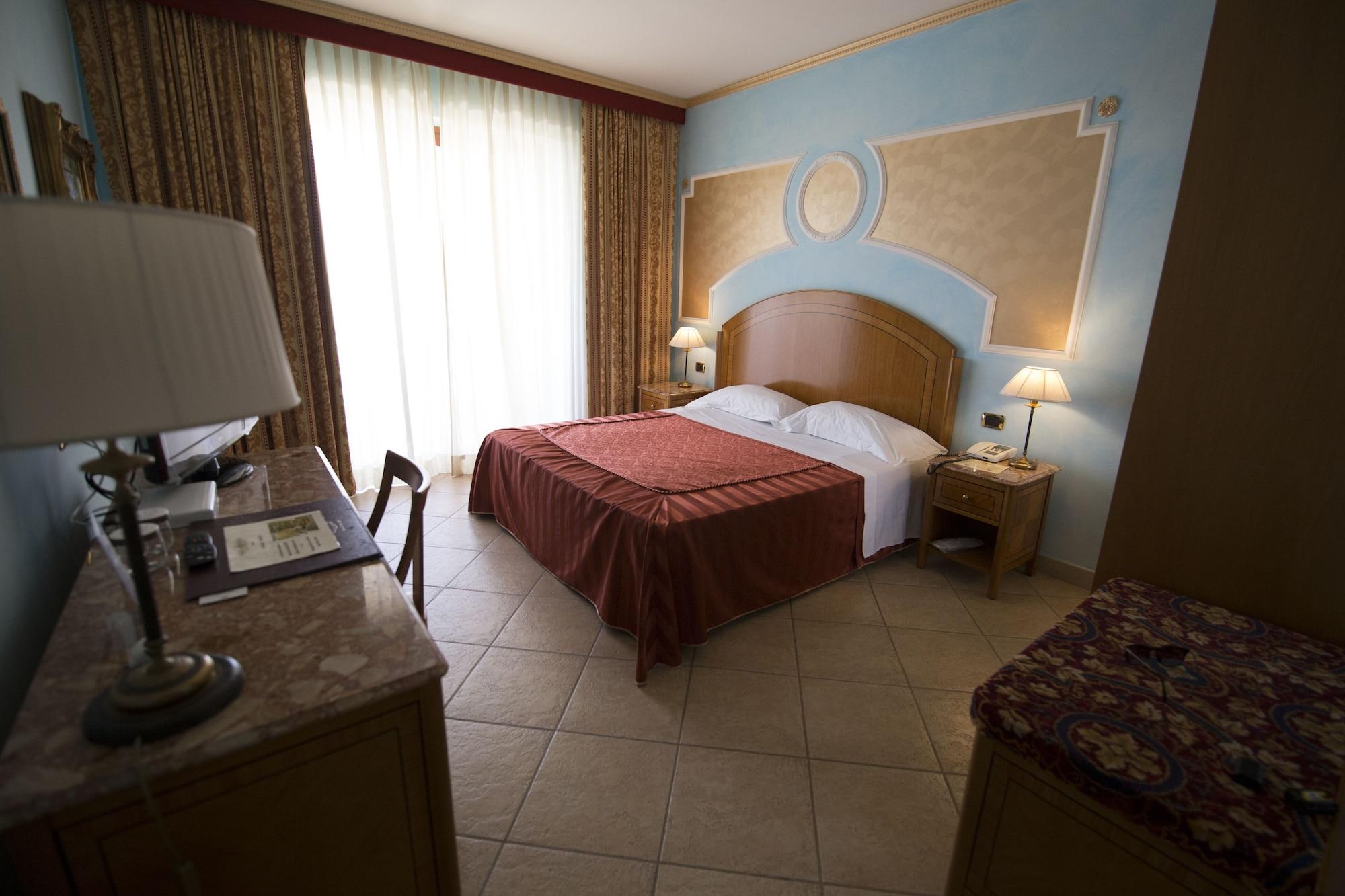 Parco Dei Principi Hotel Roccella Ionica Eksteriør bilde