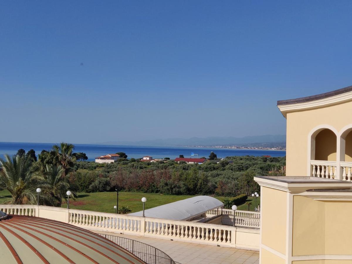 Parco Dei Principi Hotel Roccella Ionica Eksteriør bilde