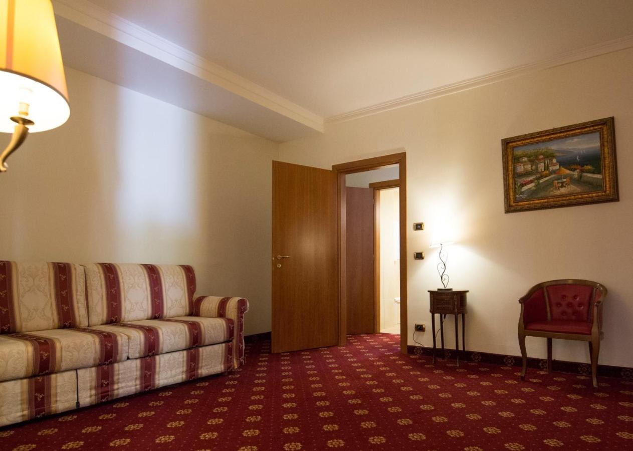 Parco Dei Principi Hotel Roccella Ionica Eksteriør bilde