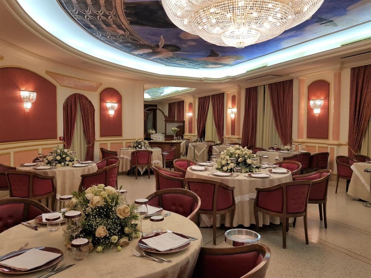 Parco Dei Principi Hotel Roccella Ionica Eksteriør bilde