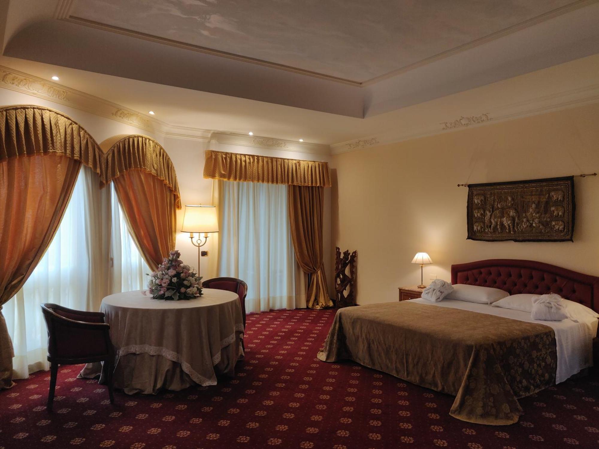 Parco Dei Principi Hotel Roccella Ionica Eksteriør bilde