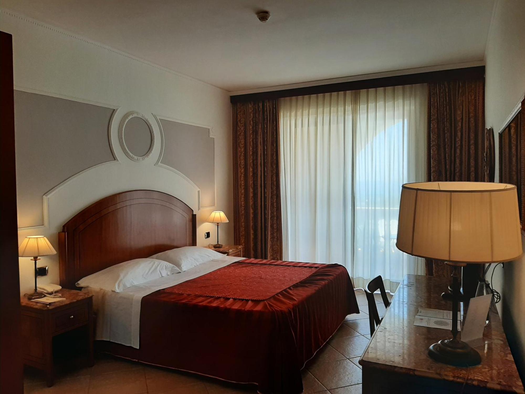 Parco Dei Principi Hotel Roccella Ionica Eksteriør bilde